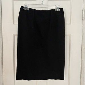 Ann Taylor Pencil Skirt (Size 4 Tall)